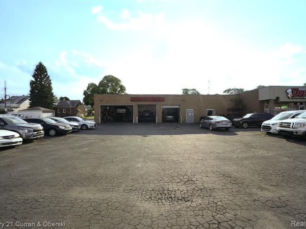 6811 Schaefer Road , Dearborn, MI 48126