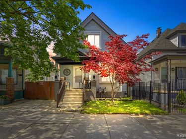 2375 CABOT Street, Detroit, MI 48209