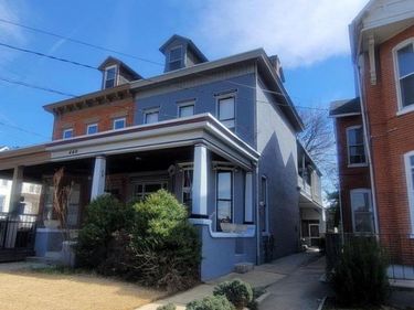 460 CHESTNUT STREET, COLUMBIA, PA 17512