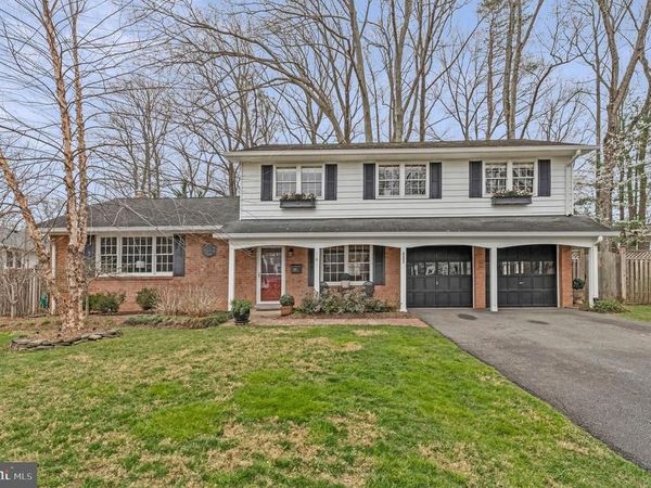 8203 GALAHAD COURT, ANNANDALE, VA 22003