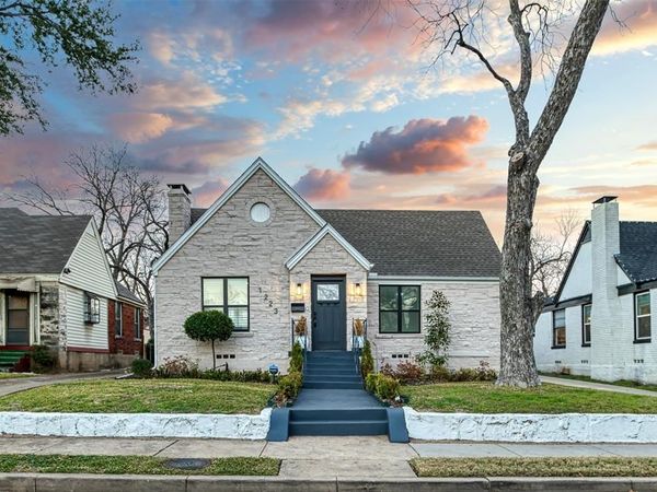 1223 E Waco Avenue, Dallas, TX 75216