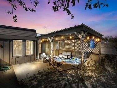 8350 Southmeadow Circle, Dallas, TX 75231