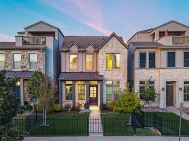 5451 Ashby Grove Street, Dallas, TX 75209