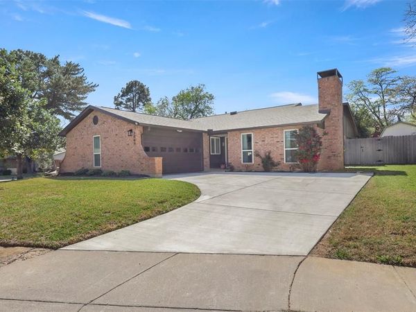 3005 Old Orchard Court, Bedford, TX 76021