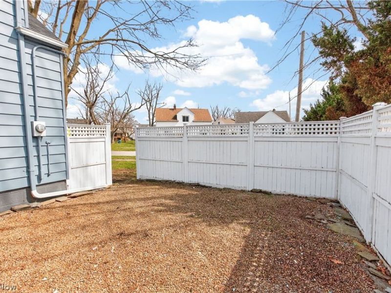 2966 Cleveland Boulevard , Lorain, OH 44052 Photo 37