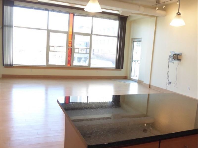 2030 Euclid Avenue, Unit 201, Cleveland, OH 44115 Photo 13