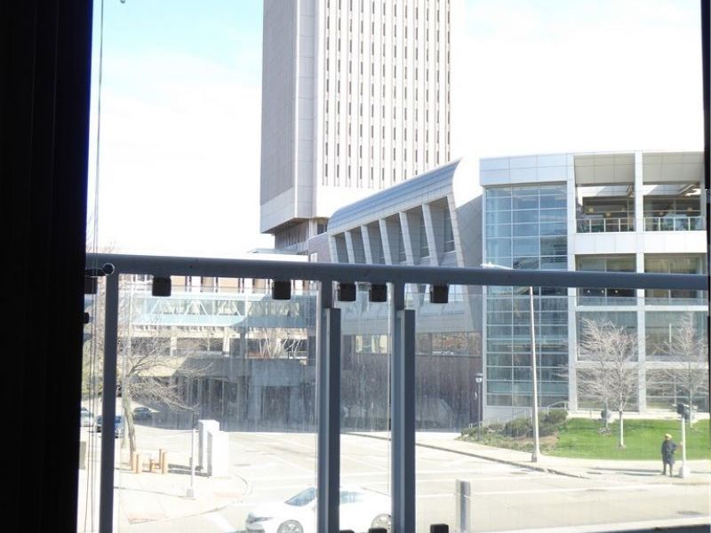 2030 Euclid Avenue, Unit 201, Cleveland, OH 44115 Photo 16