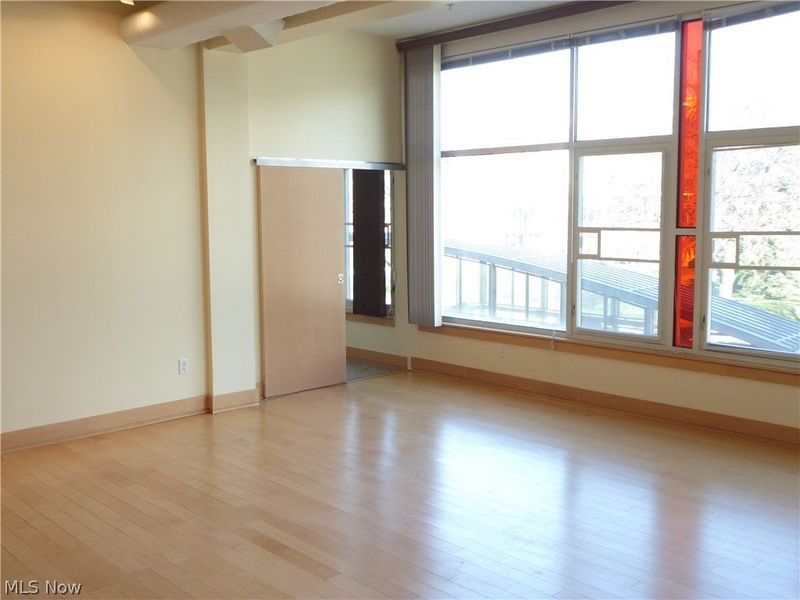 2030 Euclid Avenue, Unit 201, Cleveland, OH 44115 Photo 22