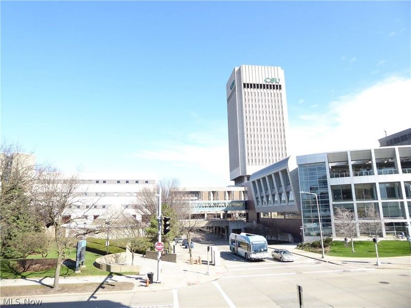2030 Euclid Avenue, Unit 201, Cleveland, OH 44115 Photo 4