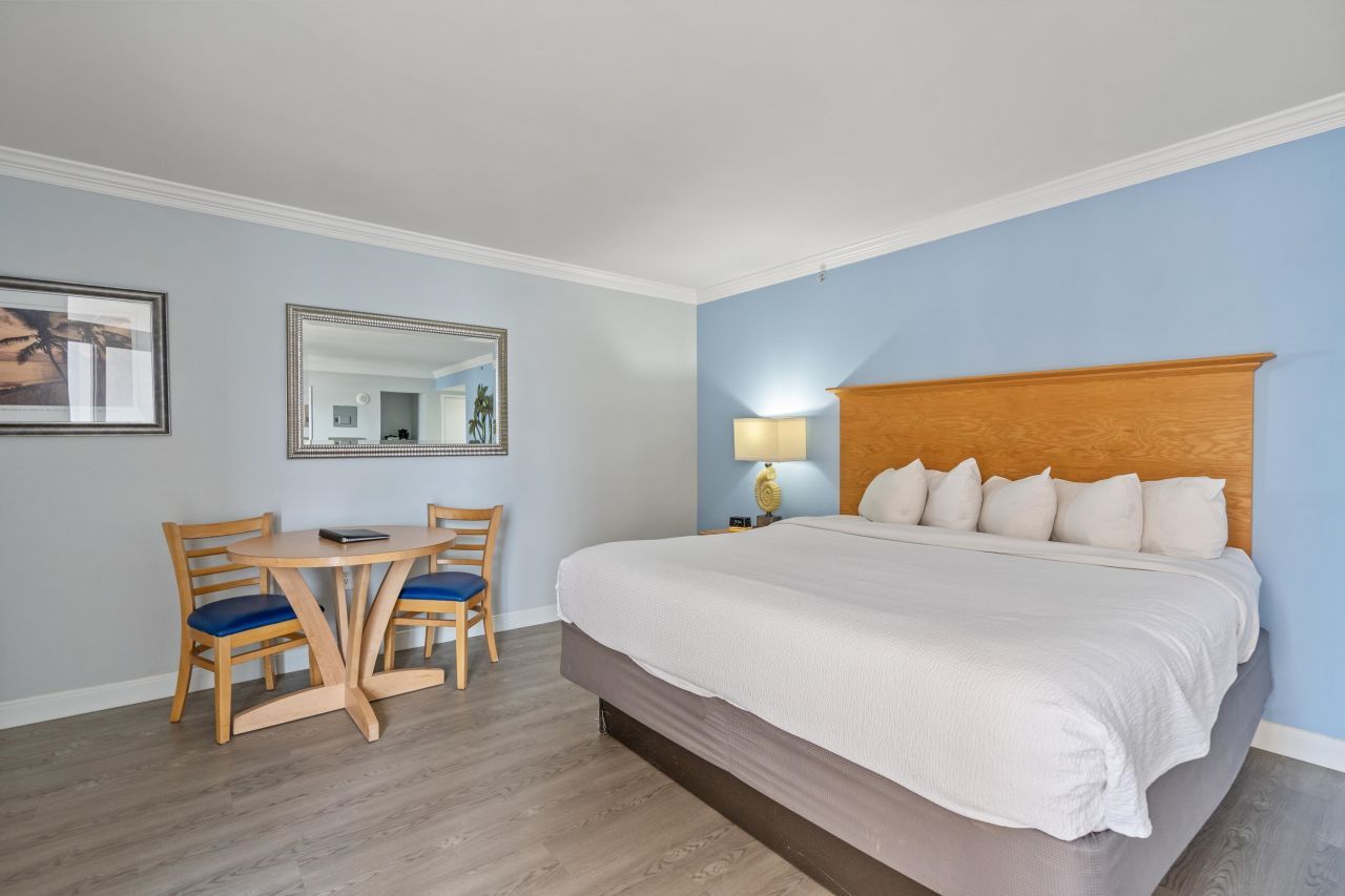 2201 S Ocean Blvd.  Photo 7