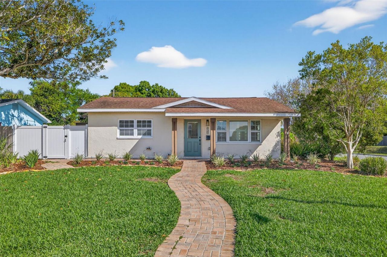 939 39th Avenue Ne, Saint Petersburg, FL 33703 Photo