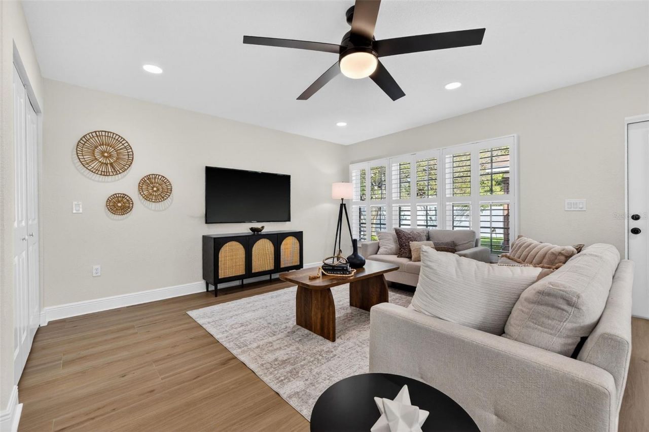 939 39th Avenue Ne, Saint Petersburg, FL 33703 Photo