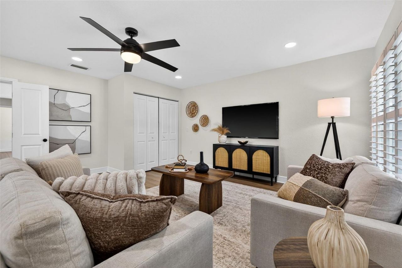 939 39th Avenue Ne, Saint Petersburg, FL 33703 Photo