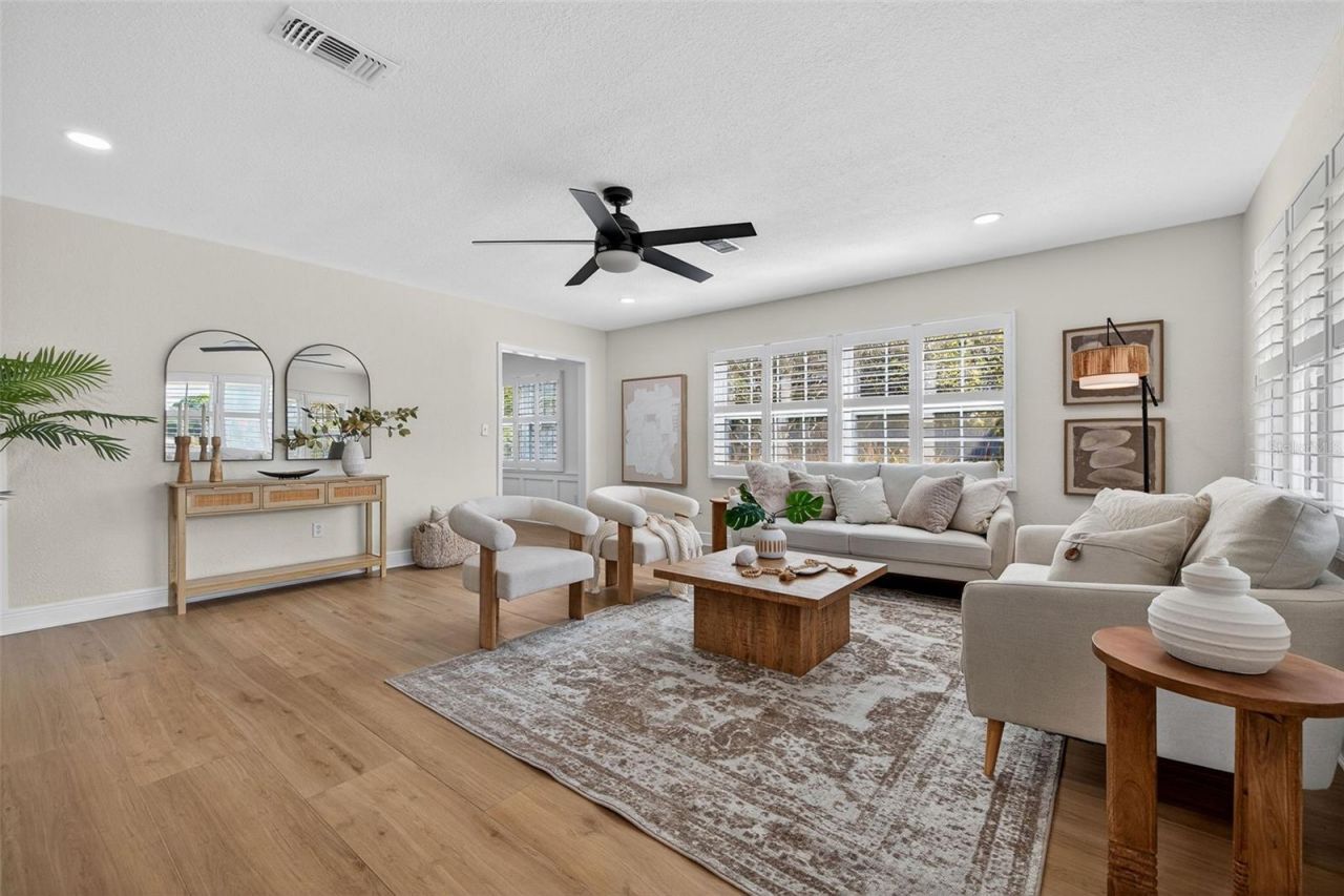 939 39th Avenue Ne, Saint Petersburg, FL 33703 Photo