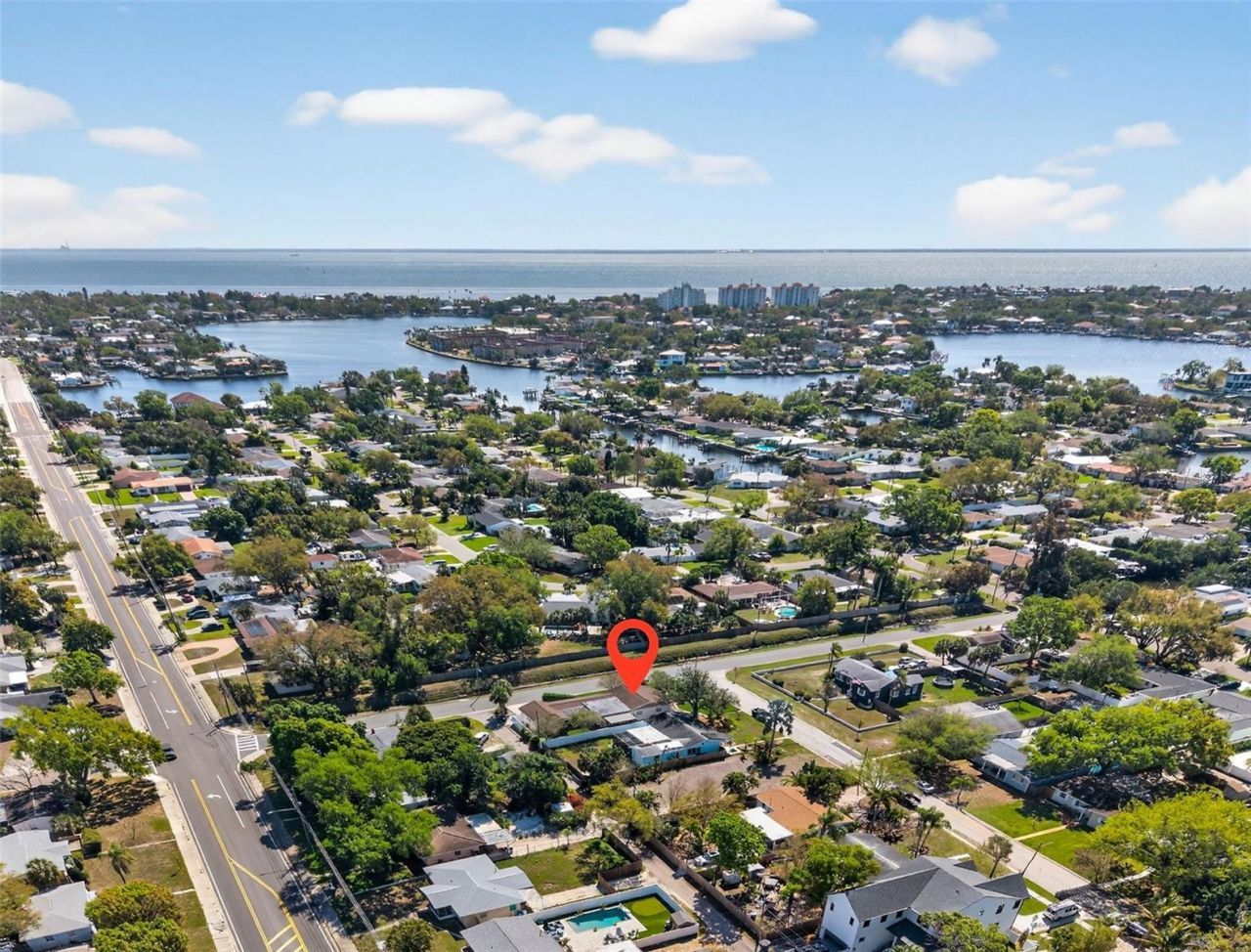 939 39th Avenue Ne, Saint Petersburg, FL 33703 Photo