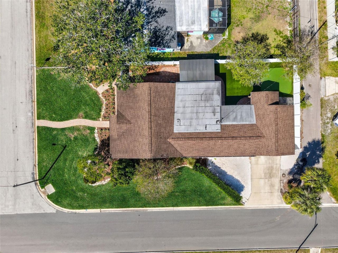 939 39th Avenue Ne, Saint Petersburg, FL 33703 Photo