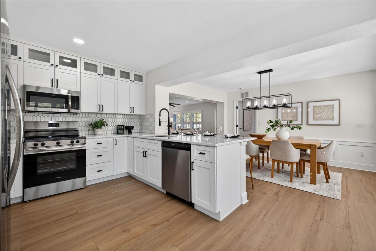 939 39th Avenue Ne, Saint Petersburg, FL 33703 Photo