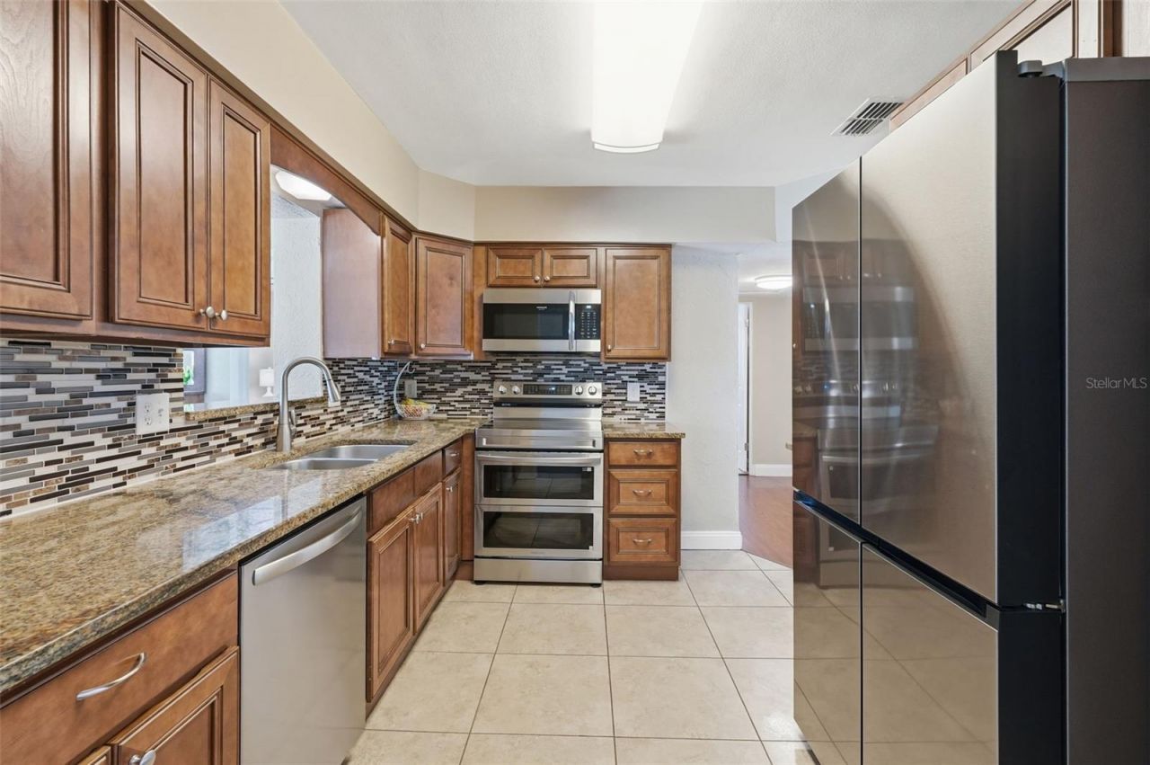 5665 34th Avenue N, Saint Petersburg, FL 33710 Photo