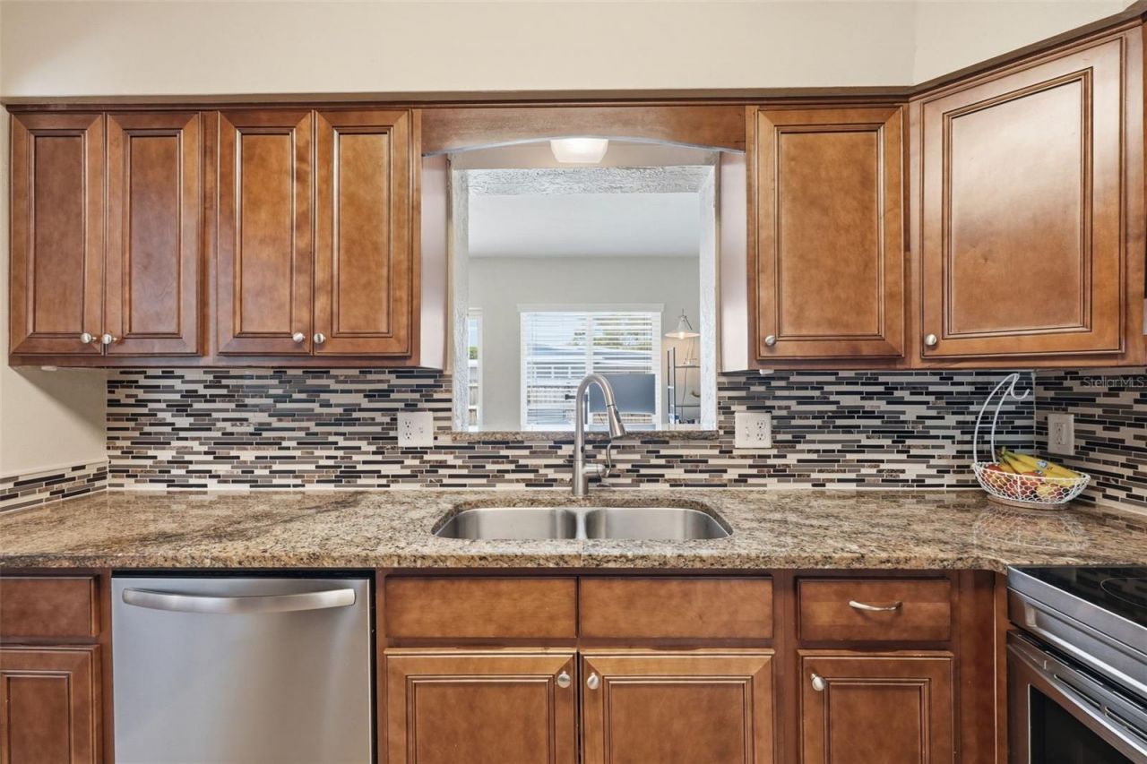 5665 34th Avenue N, Saint Petersburg, FL 33710 Photo