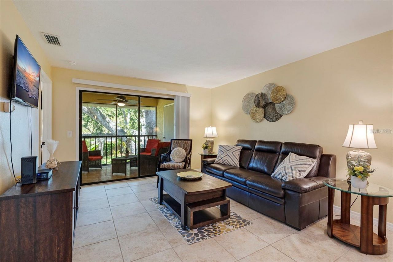 3001 58th Avenue S, Unit 1014, Saint Petersburg, FL 33712 Photo