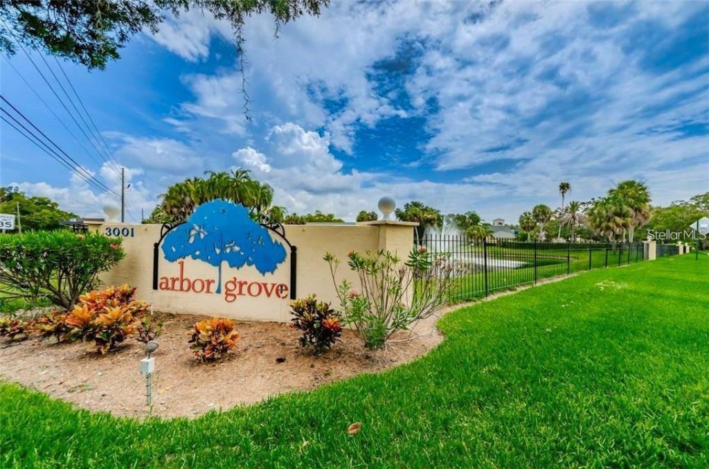 3001 58th Avenue S, Unit 1014, Saint Petersburg, FL 33712 Photo