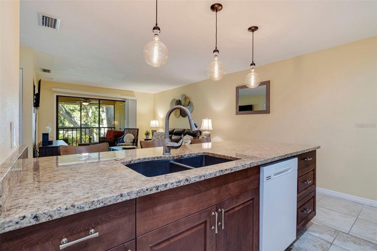 3001 58th Avenue S, Unit 1014, Saint Petersburg, FL 33712 Photo