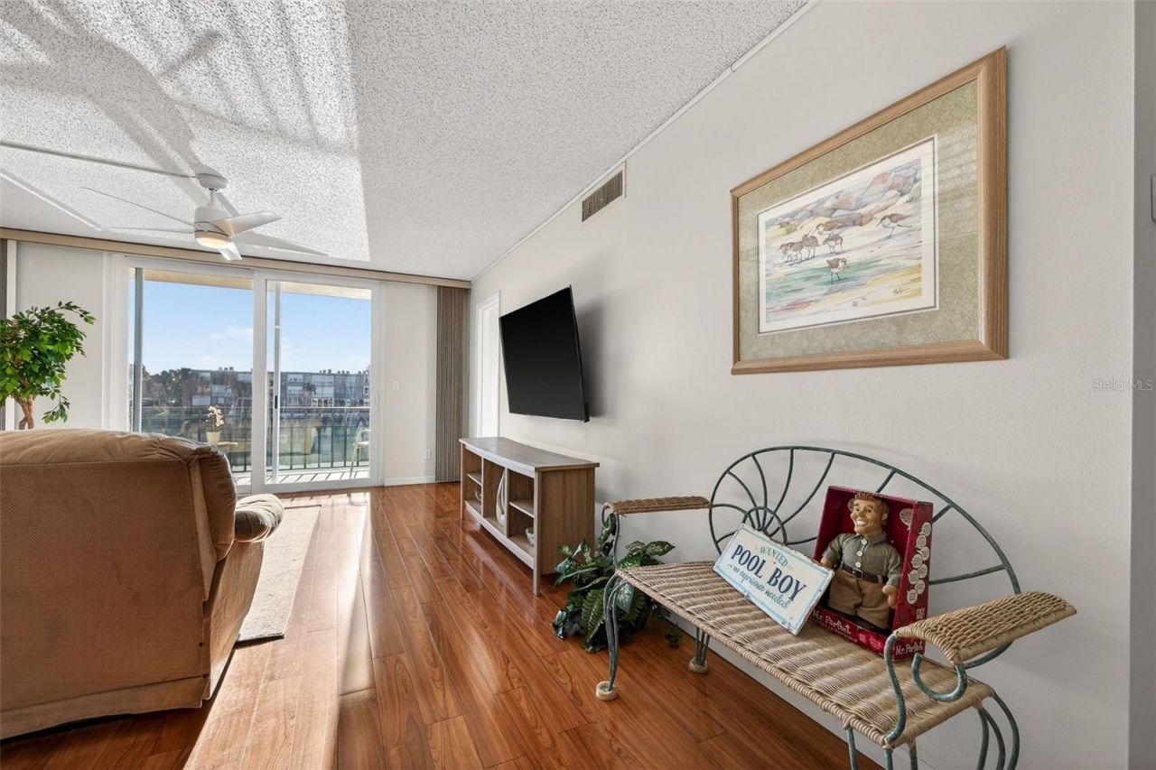7625 Sun Island Drive S, Unit 207, South Pasadena, FL 33707 Photo