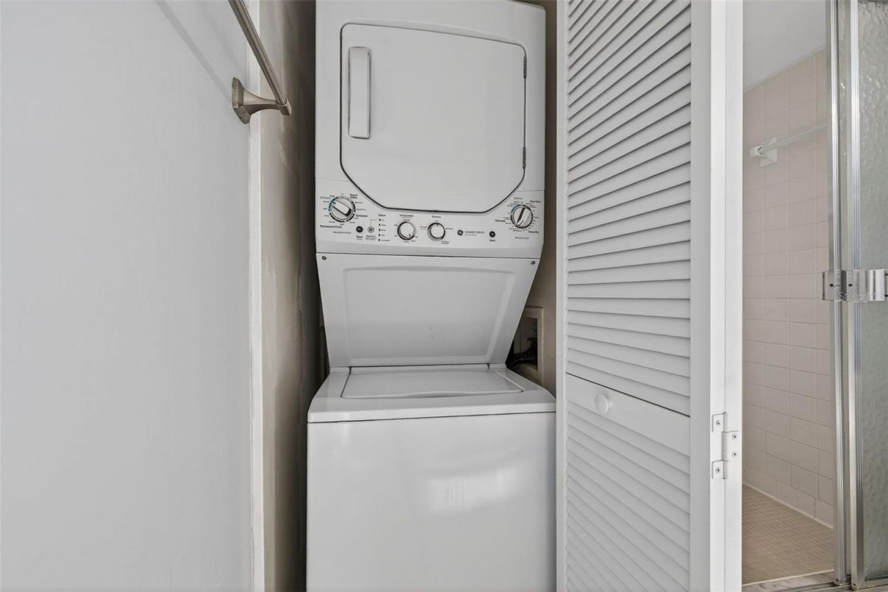 7625 Sun Island Drive S, Unit 207, South Pasadena, FL 33707 Photo