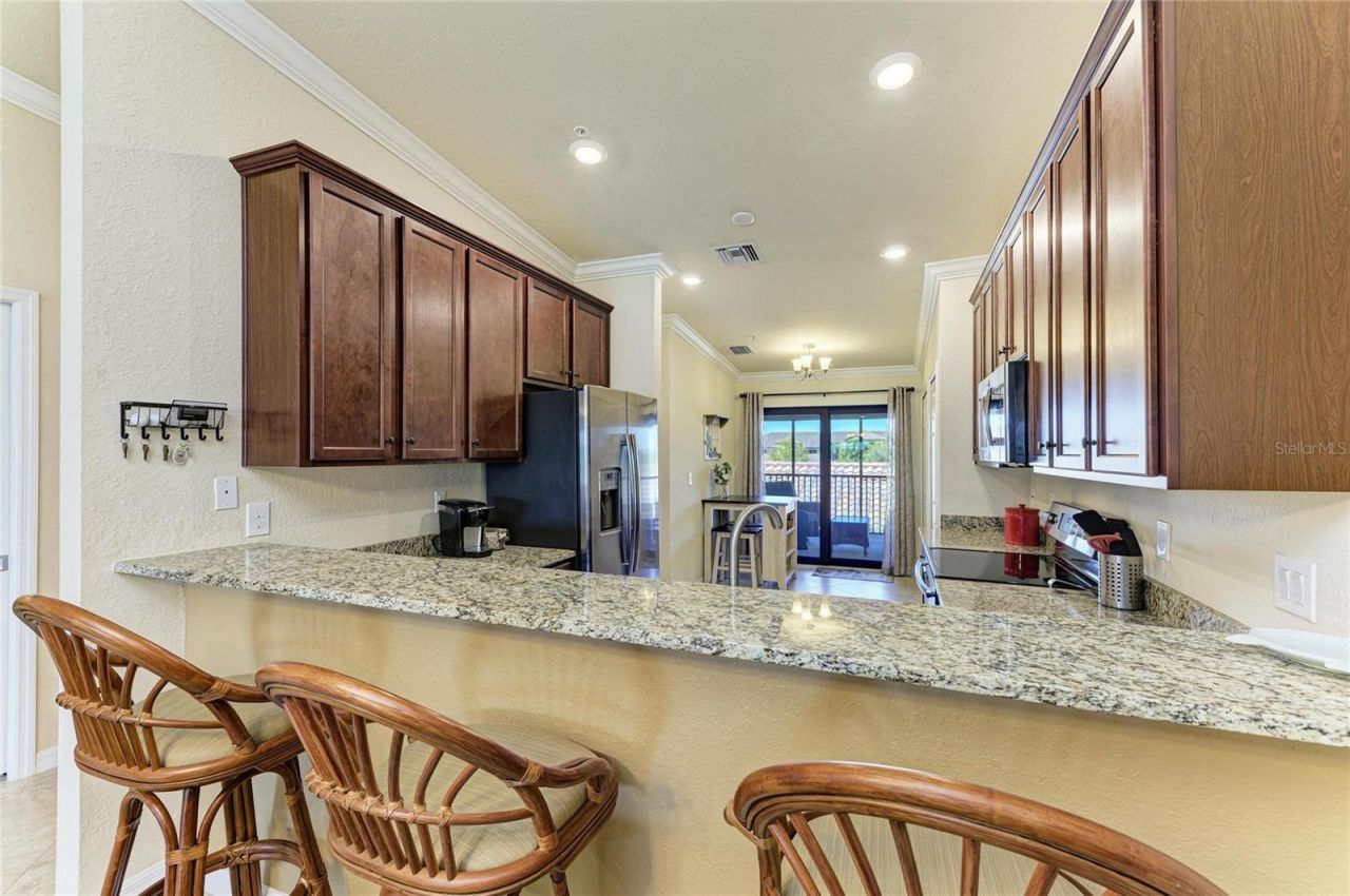 5558 Palmer Circle, Unit 205, Bradenton, FL 34211 Photo