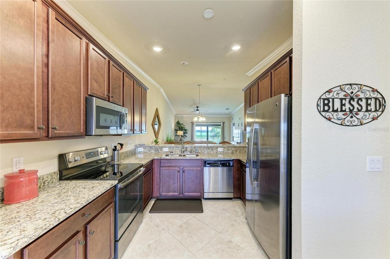 5558 Palmer Circle, Unit 205, Bradenton, FL 34211 Photo