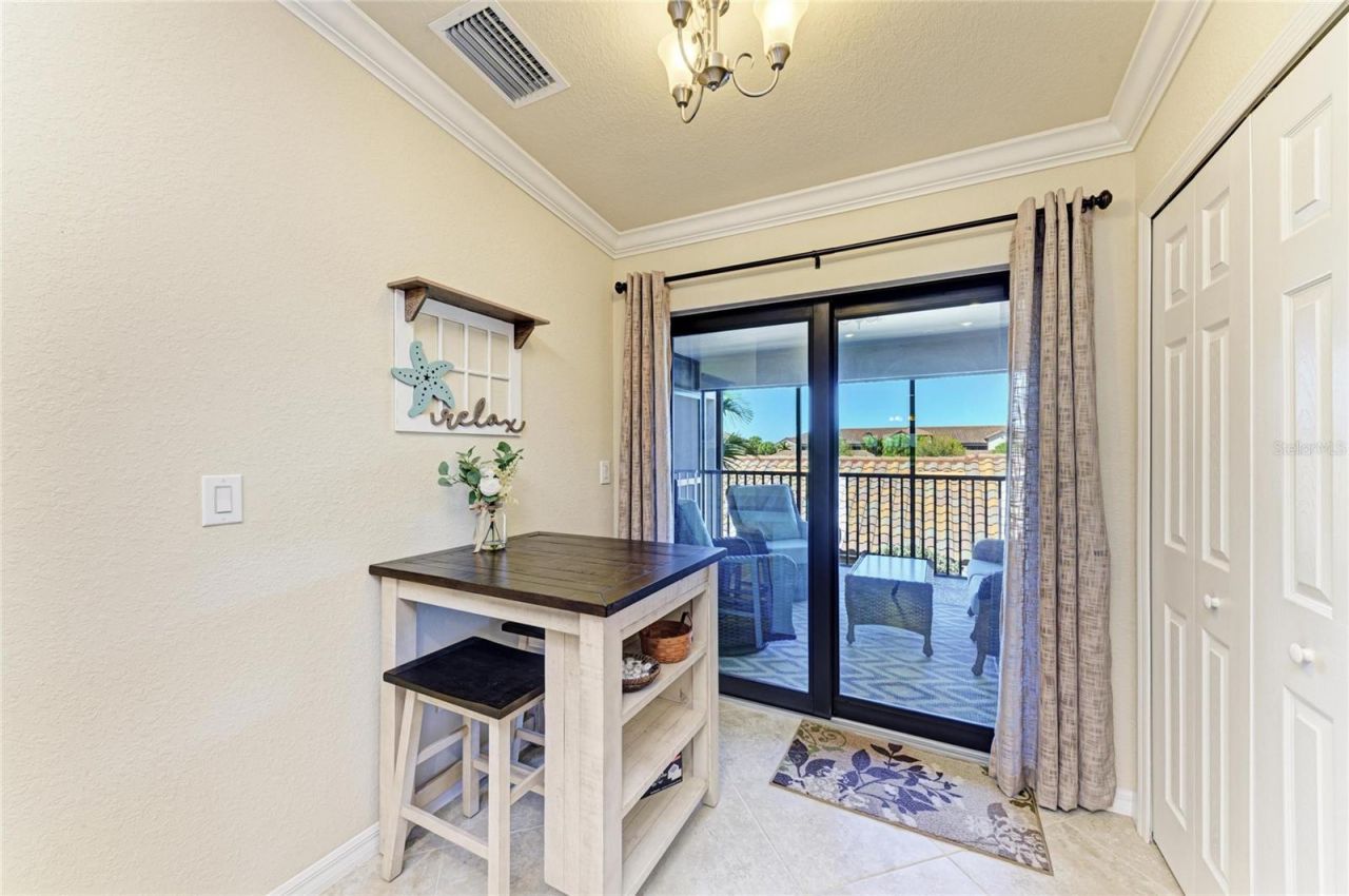 5558 Palmer Circle, Unit 205, Bradenton, FL 34211 Photo