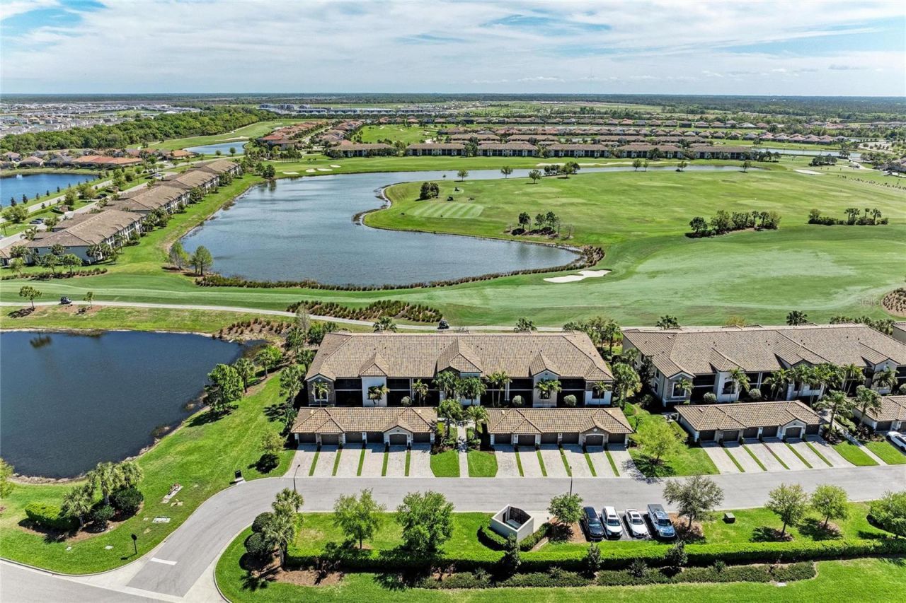 5558 Palmer Circle, Unit 205, Bradenton, FL 34211 Photo