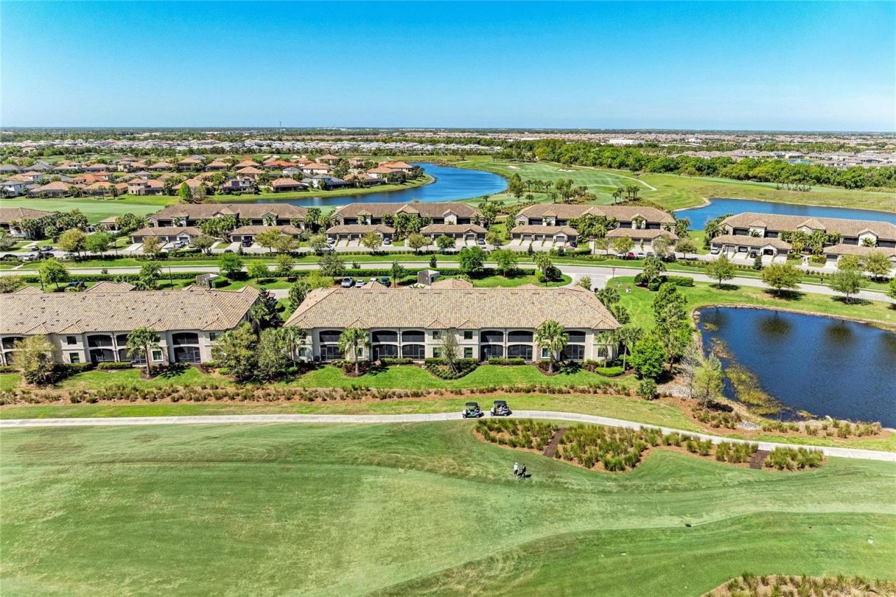 5558 Palmer Circle, Unit 205, Bradenton, FL 34211 Photo