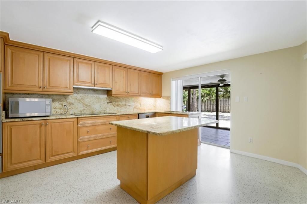 181 7th St, Bonita Springs, FL 34134 Photo