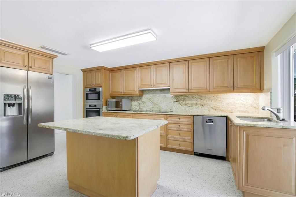 181 7th St, Bonita Springs, FL 34134 Photo