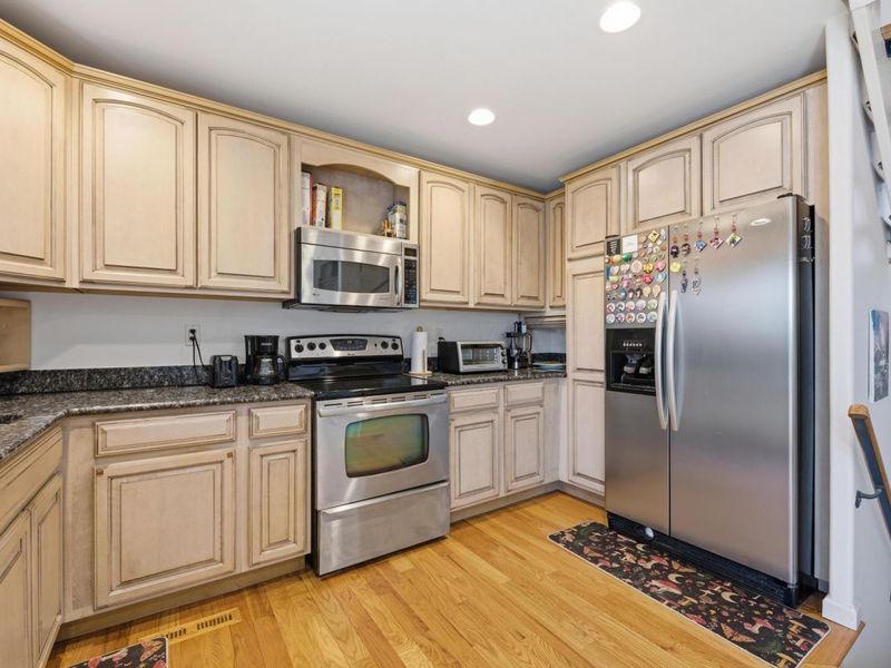 4341 Latin Lane, Unit 111, Columbus, OH 43220 Photo 13