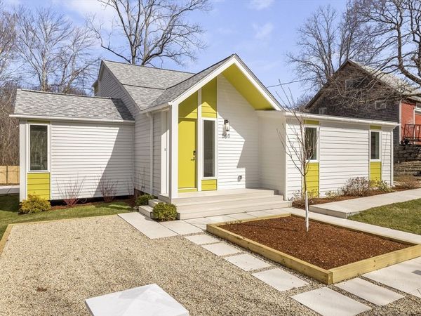 561 Beechwood St, Cohasset, MA 02025