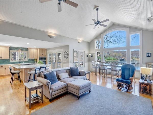 150 Waterwood DR, Moneta, VA 24121