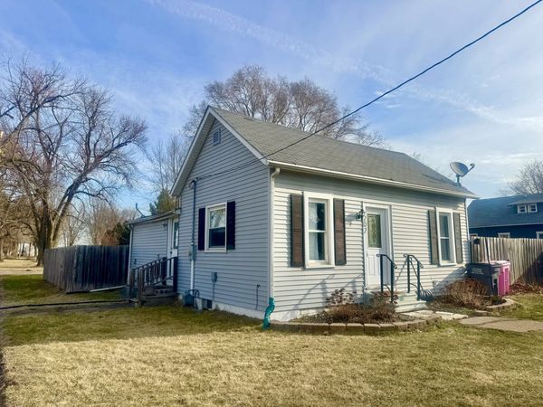 202 N Washington Street, Joy, IL 61260