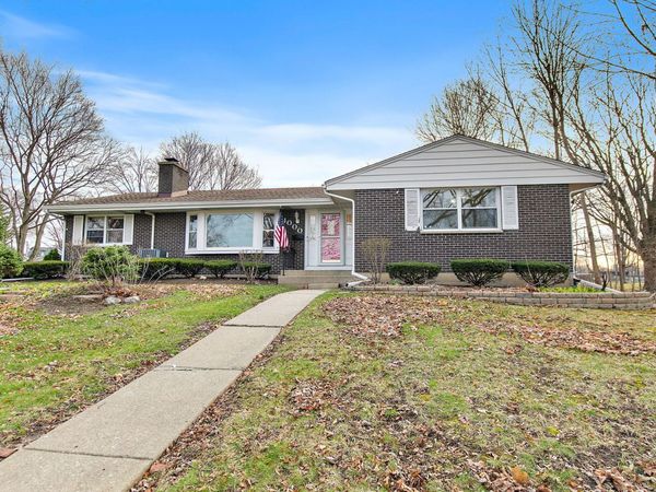 1000 Jackson Avenue , St. Charles, IL 60174