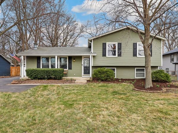 26W524 Jewell Road , Winfield, IL 60190