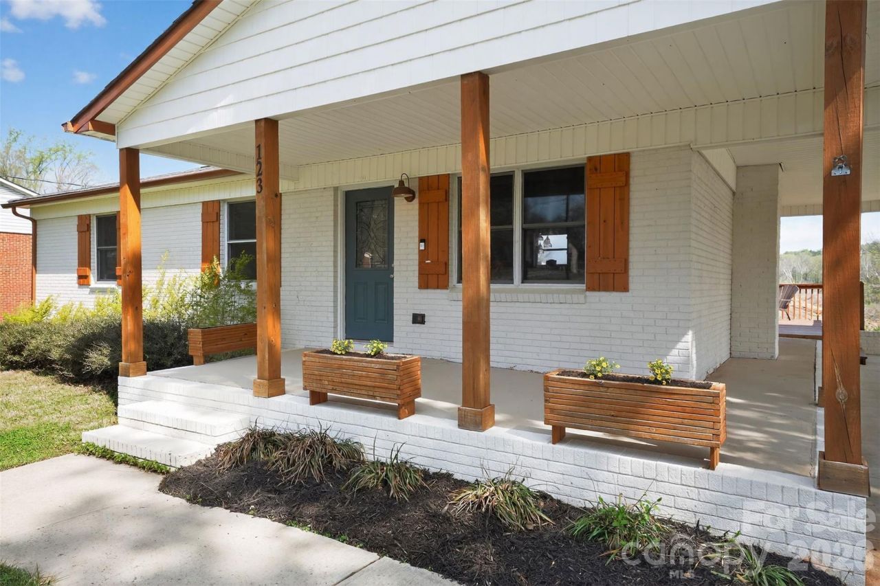 123 Rowe Street, Gastonia, NC 28056 Main Photo
