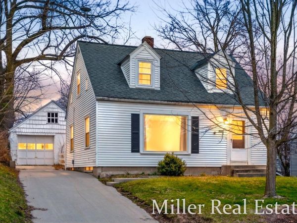 227 W Benson Street, Hastings, MI 49058