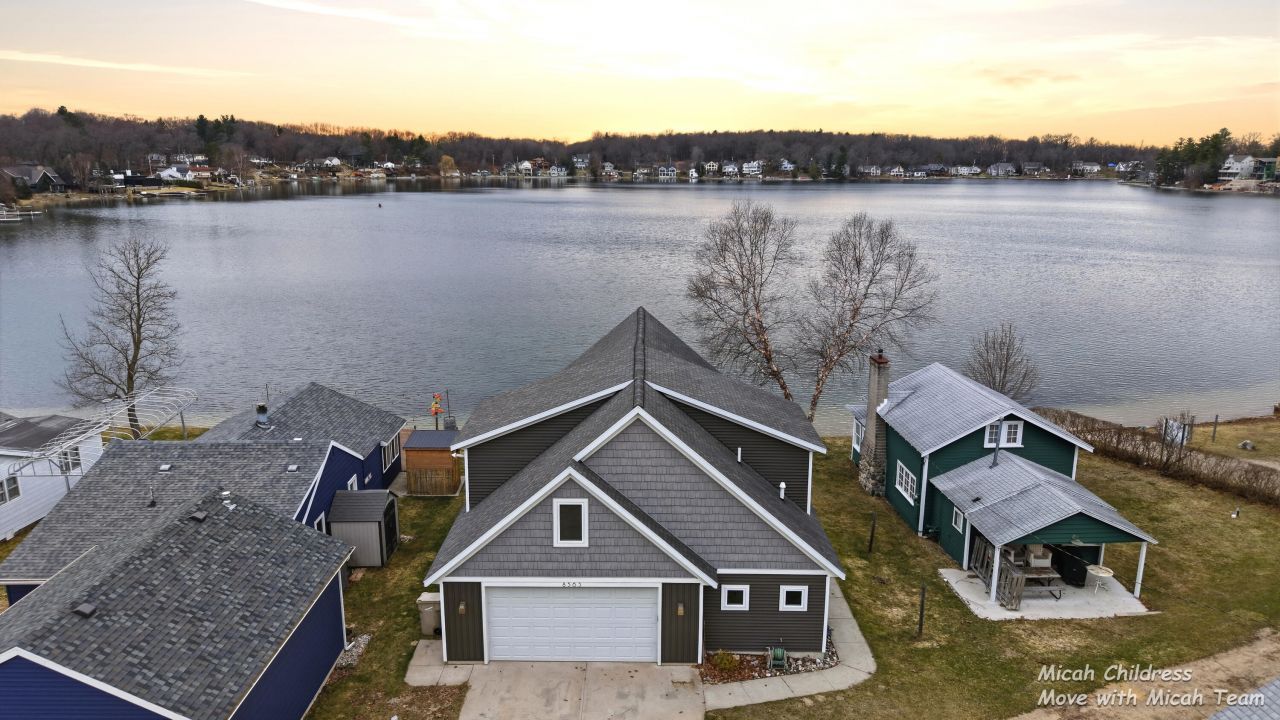 8563 Je NE Be Drive Ne, Rockford, MI 49341 Main Photo