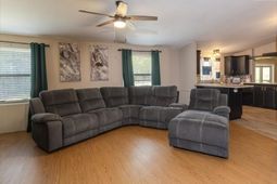 2643 Shelton Road photo 4