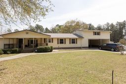 2643 Shelton Road photo 4