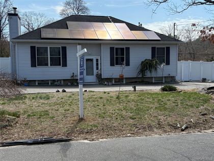 2 1st Street Coram, NY 11727