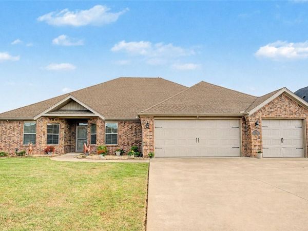 1220 Brandon Way, Bentonville, AR 72713