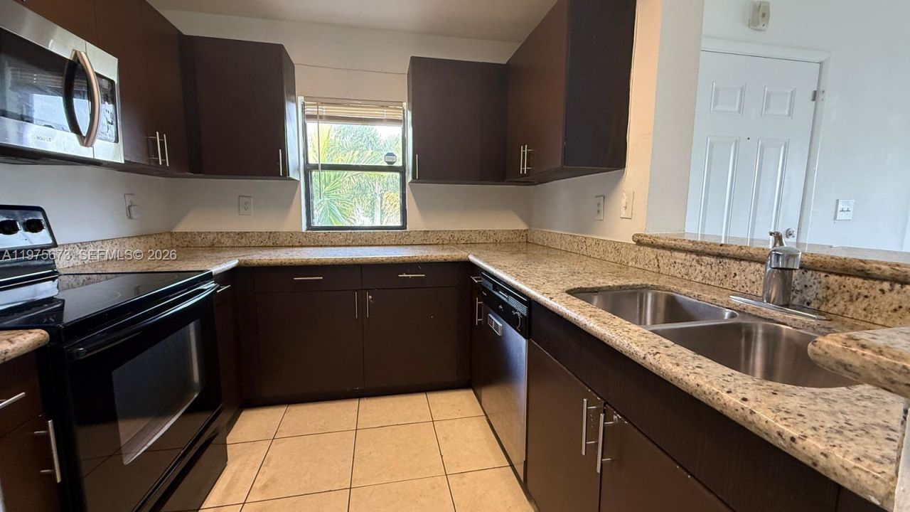 3965 NW 87th Ave , Unit 3965, Sunrise, FL 33351 Photo