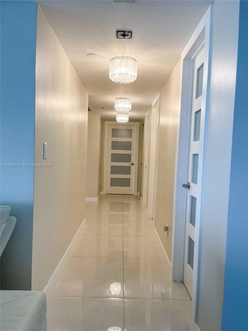 4000 Towerside Ter, Unit 2302, Miami, FL 33138 Photo